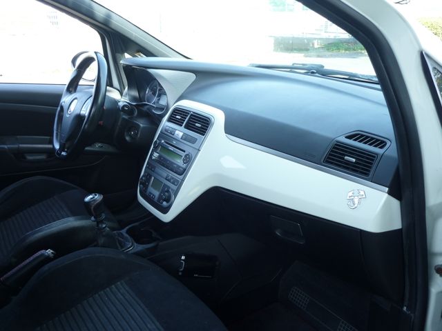 FIAT ABARTH GRANDE PUNTO 2009