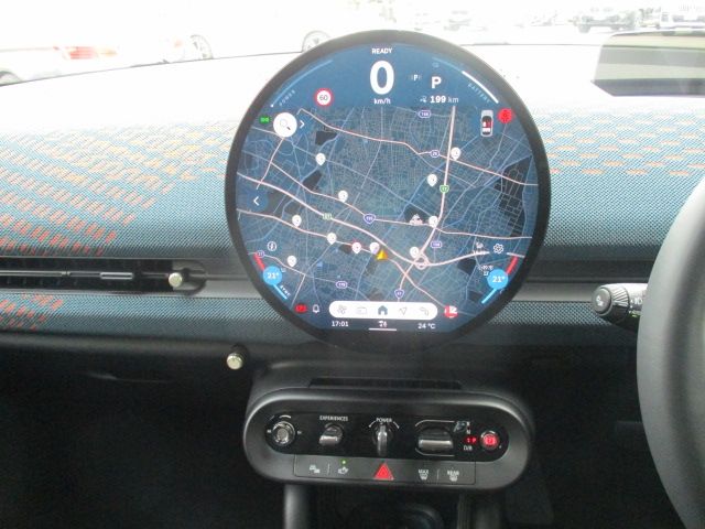 BMW MINI ACEMAN 2024