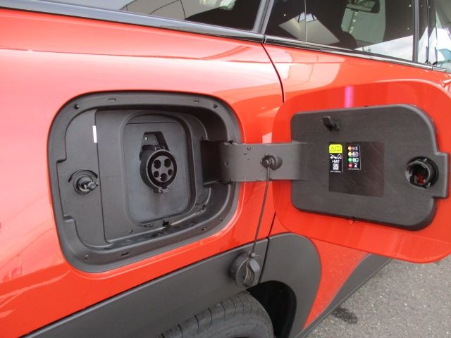 BMW MINI ACEMAN 2024