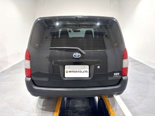 TOYOTA SUCCEED van HYBRID 2020