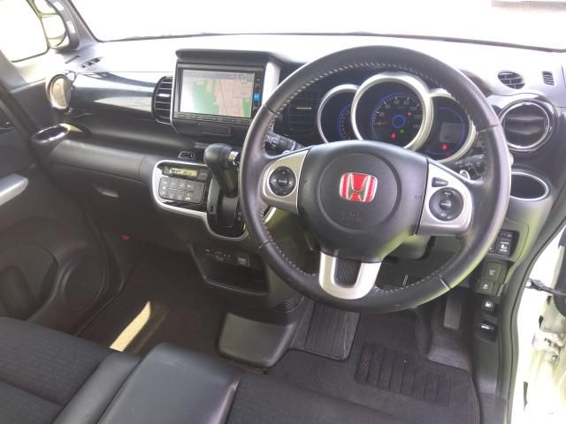 HONDA N BOX CUSTOM 2016