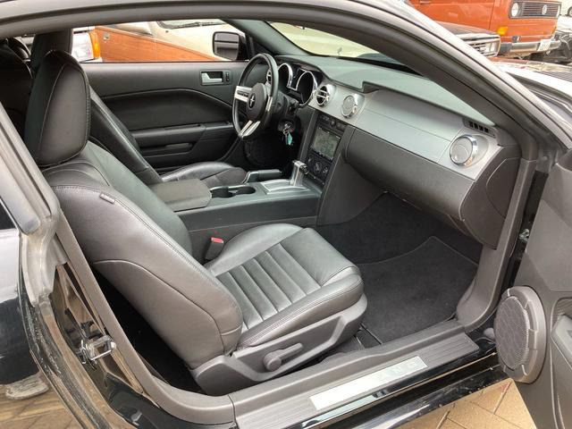 FORD FORD MUSTANG 2011