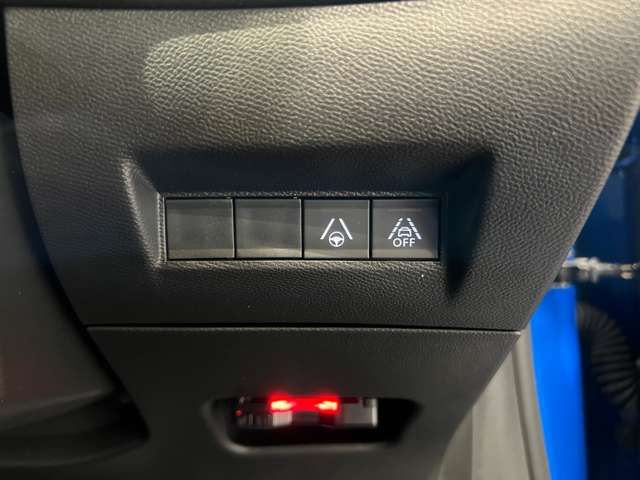 PEUGEOT PEUGEOT 208 2022
