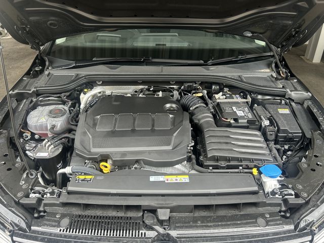 VOLKSWAGEN VOLKSWAGEN GOLF VARIANT 2024