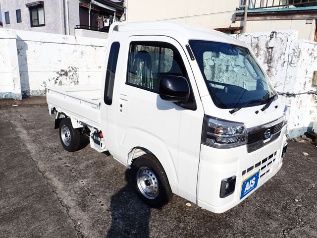 DAIHATSU HIJET truck 4WD 2025