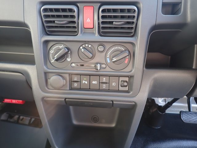 SUZUKI CARRY truck 4WD 2025