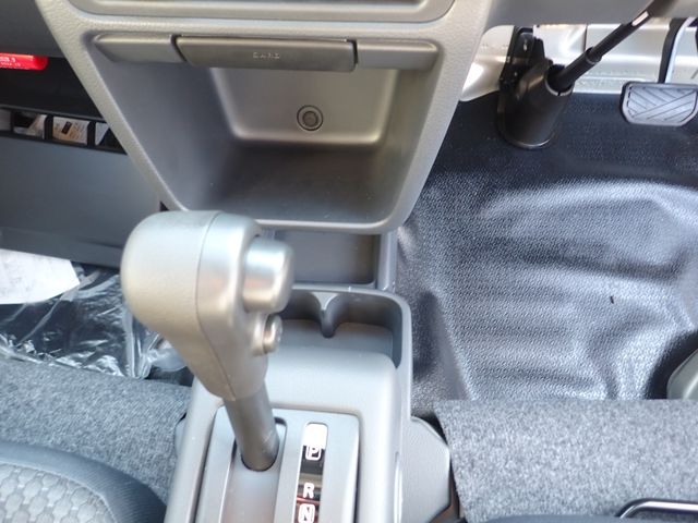 SUZUKI CARRY truck 4WD 2025