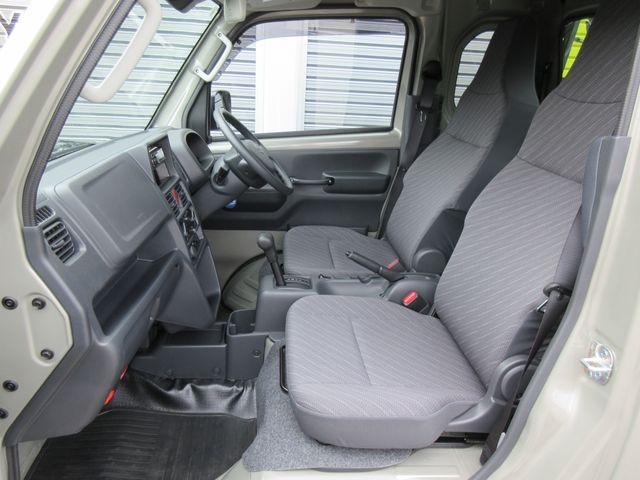 SUZUKI CARRY truck 4WD 2024