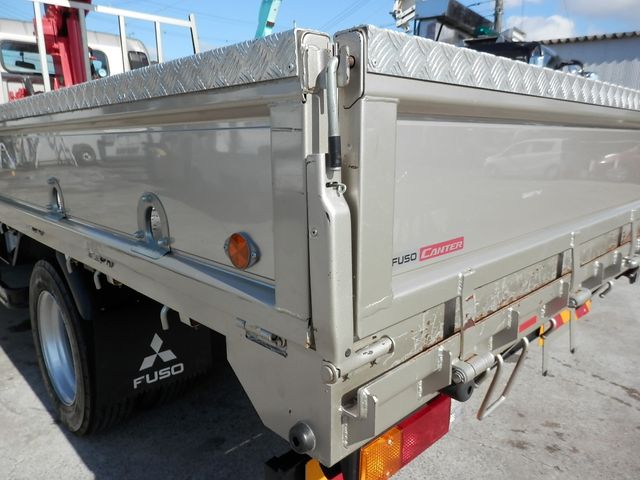 MITSUBISHI CANTER 2017