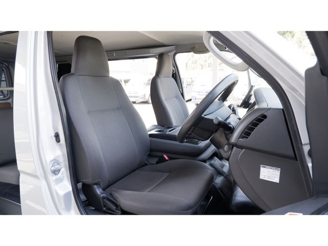 TOYOTA HIACE van 2WD 2014