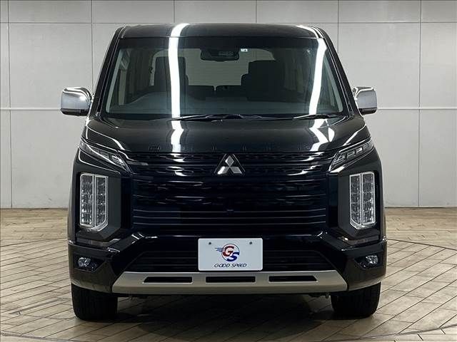 MITSUBISHI DELICA D:5 4WD 2022