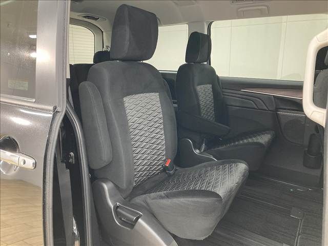 MITSUBISHI DELICA D:5 4WD 2022