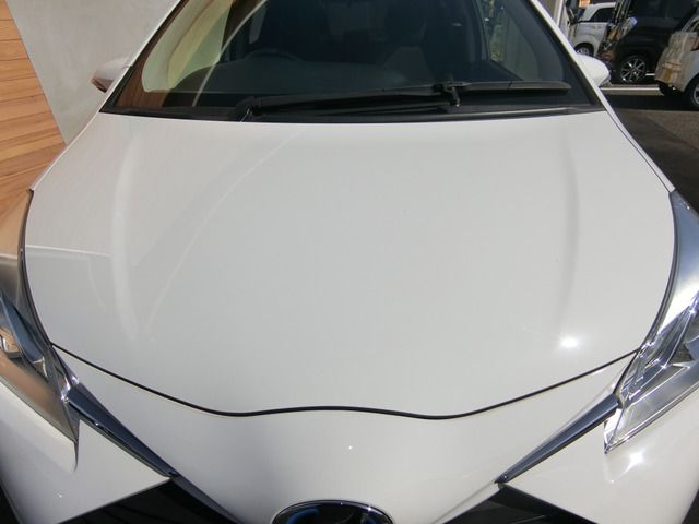 TOYOTA VITZ HYBRID 2019