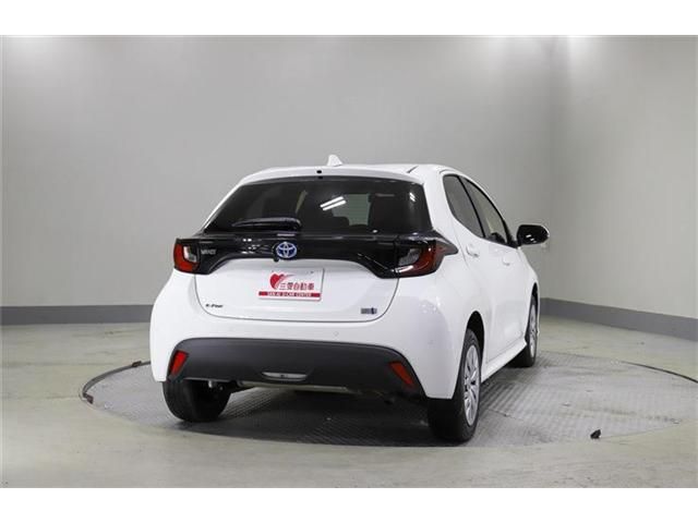 TOYOTA YARIS HYBRID 2022