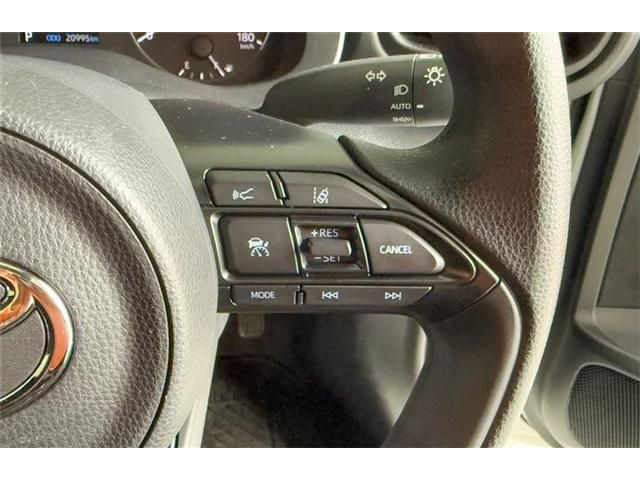 TOYOTA YARIS HYBRID 2022