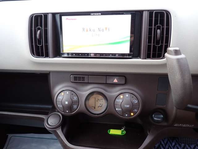 TOYOTA PASSO 2012