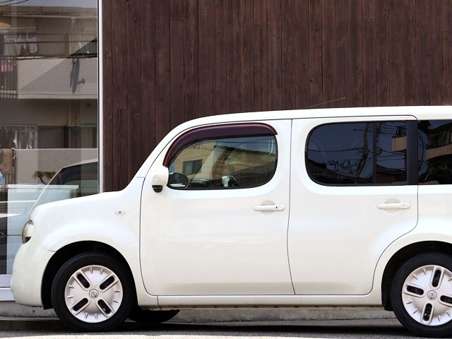NISSAN CUBE 2011