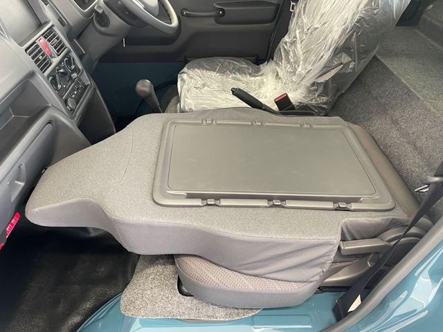 SUZUKI CARRY truck 4WD 2025