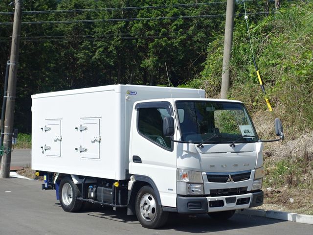 MITSUBISHI CANTER 2019