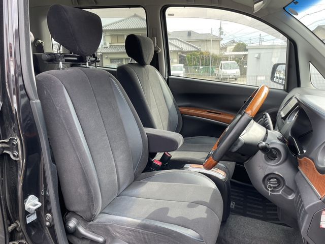 DAIHATSU TANTO Exe CUSTOM 2011