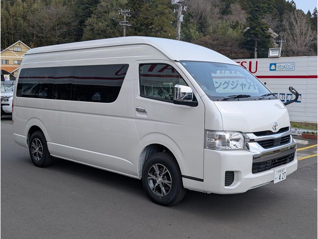 TOYOTA HIACE wagon 4WD 2025