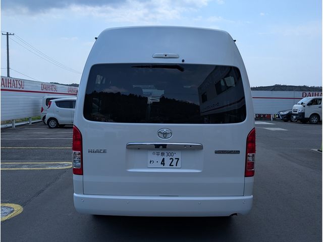 TOYOTA HIACE wagon 4WD 2025