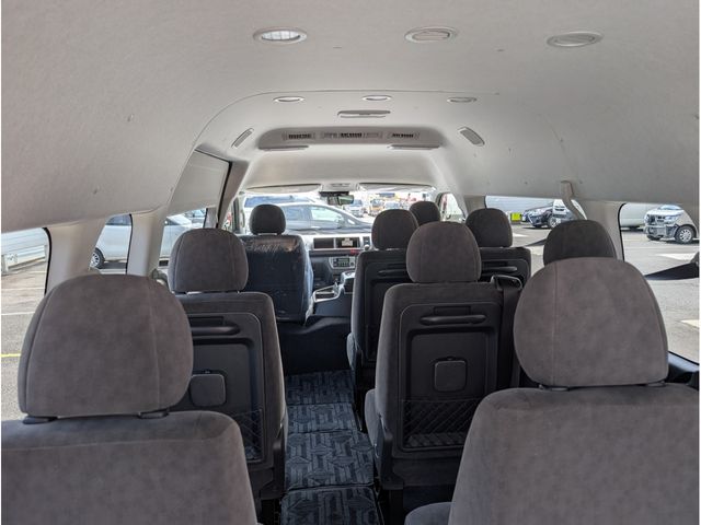 TOYOTA HIACE wagon 4WD 2025