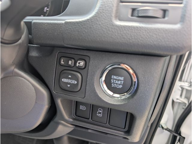 TOYOTA HIACE wagon 4WD 2025