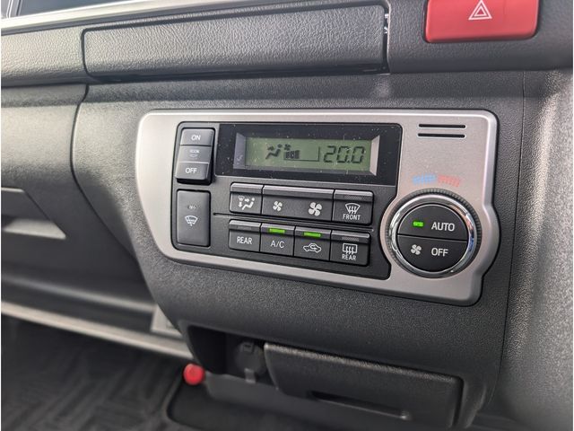 TOYOTA HIACE wagon 4WD 2025