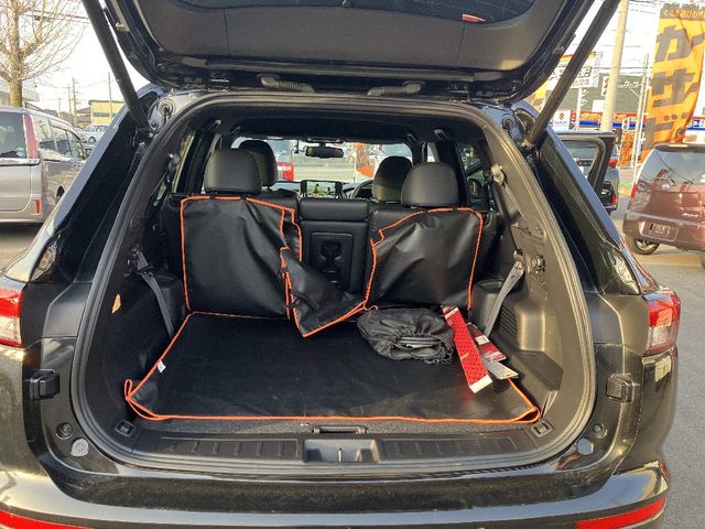 MITSUBISHI OUTLANDER PHEV 2022