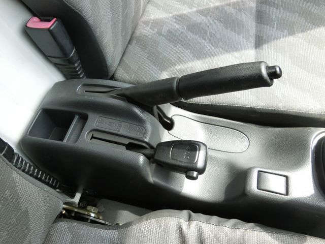 SUZUKI CARRY truck 4WD 2003