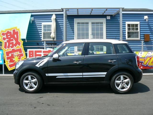 BMW BMW MINI COOPER CROSSOVER 2012