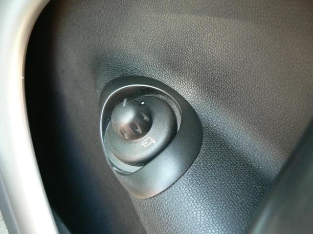 BMW BMW MINI COOPER CROSSOVER 2012