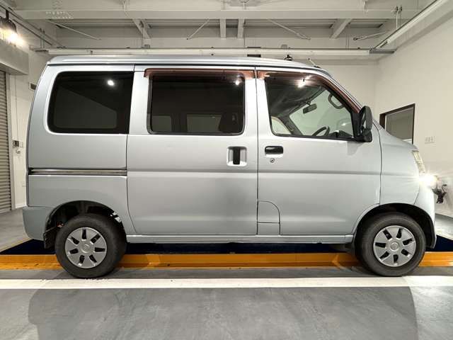 DAIHATSU HIJET CARGO 4WD 2010