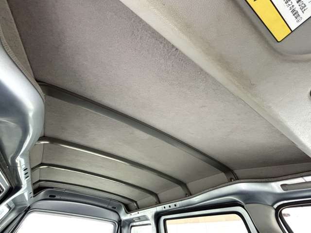 DAIHATSU HIJET CARGO 4WD 2010