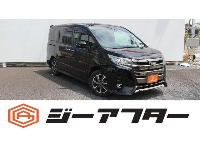 TOYOTA NOAH 2019