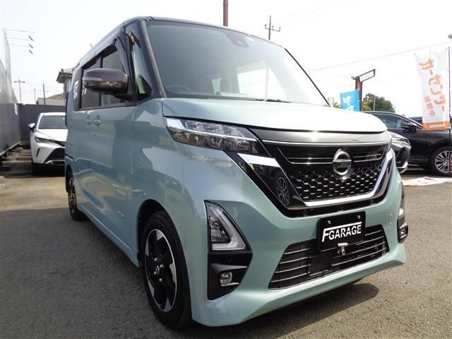 NISSAN ROOX 2023