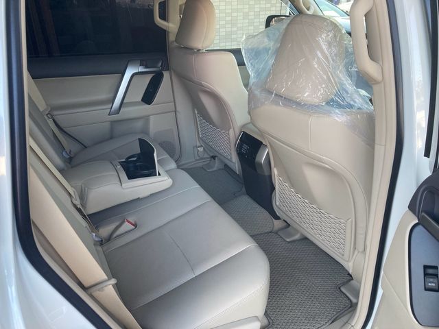 TOYOTA LANDCRUISER PRADO 2022