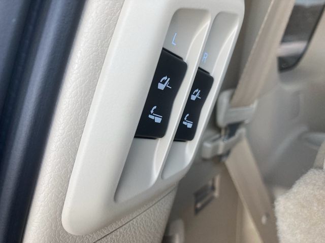 TOYOTA LANDCRUISER PRADO 2022