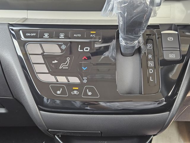 MITSUBISHI DELICA MINI 2025