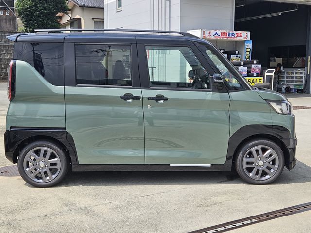 MITSUBISHI DELICA MINI 2025
