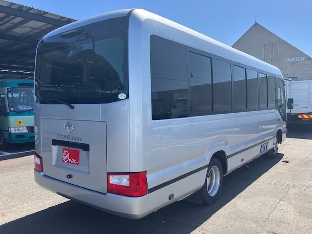 TOYOTA COASTER 2017