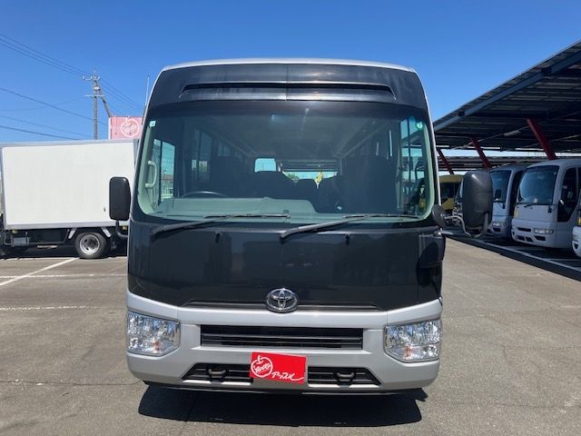 TOYOTA COASTER 2017