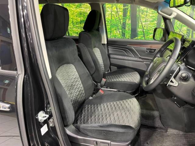 MITSUBISHI DELICA D:5 4WD 2024