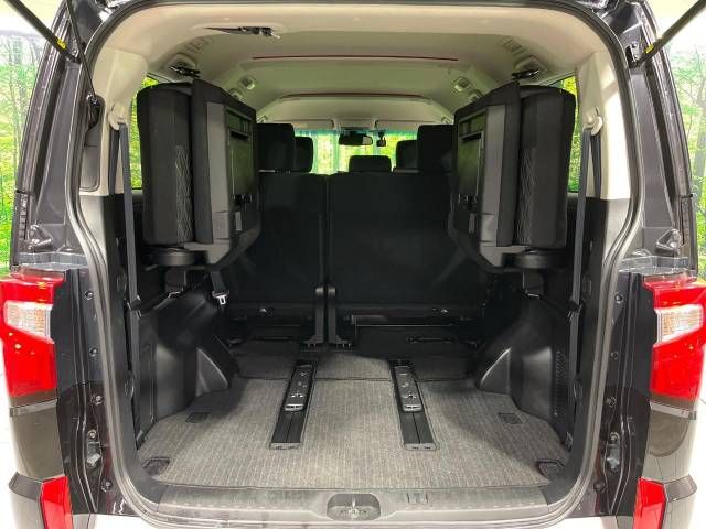 MITSUBISHI DELICA D:5 4WD 2024