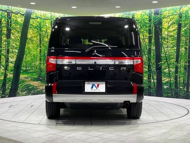MITSUBISHI DELICA D:5 4WD 2024