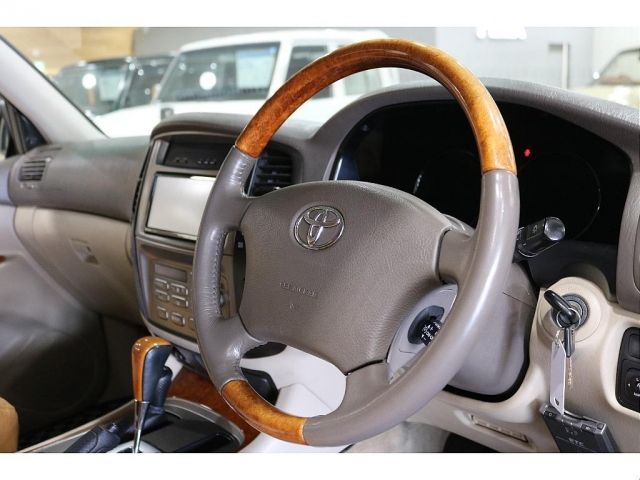 TOYOTA LANDCRUISER wagon 2004