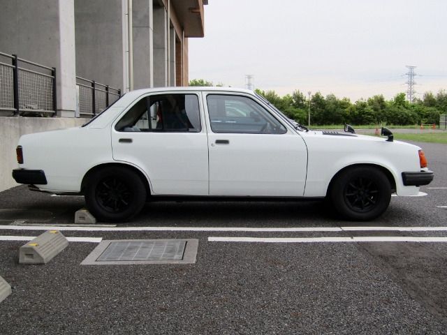 ISUZU GEMINI sedan 1983