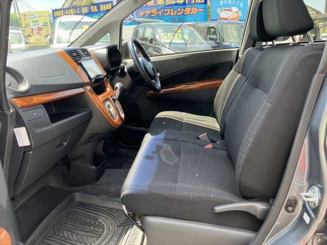 DAIHATSU MOVE CUSTOM 2014