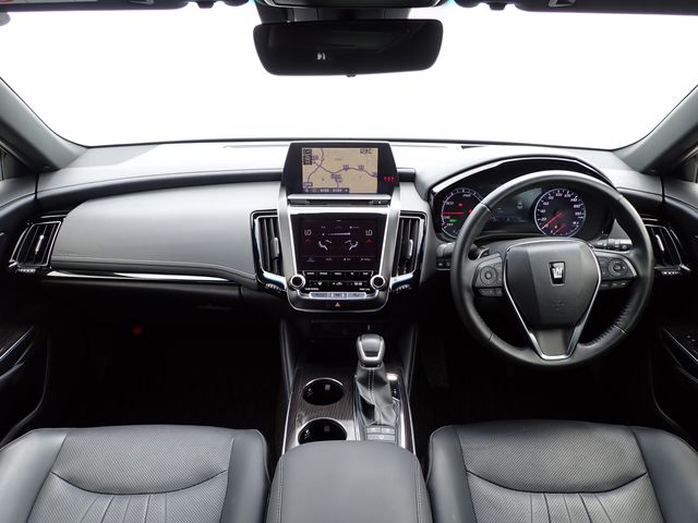 TOYOTA CROWN sedan hybrid 2019